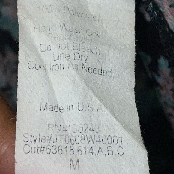 Women’s long sleeveless tunic/vest - Picture 7 of 7